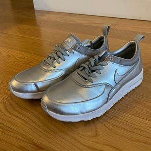 Nike Air Max Thea Metallic Silver Wmns 7.5